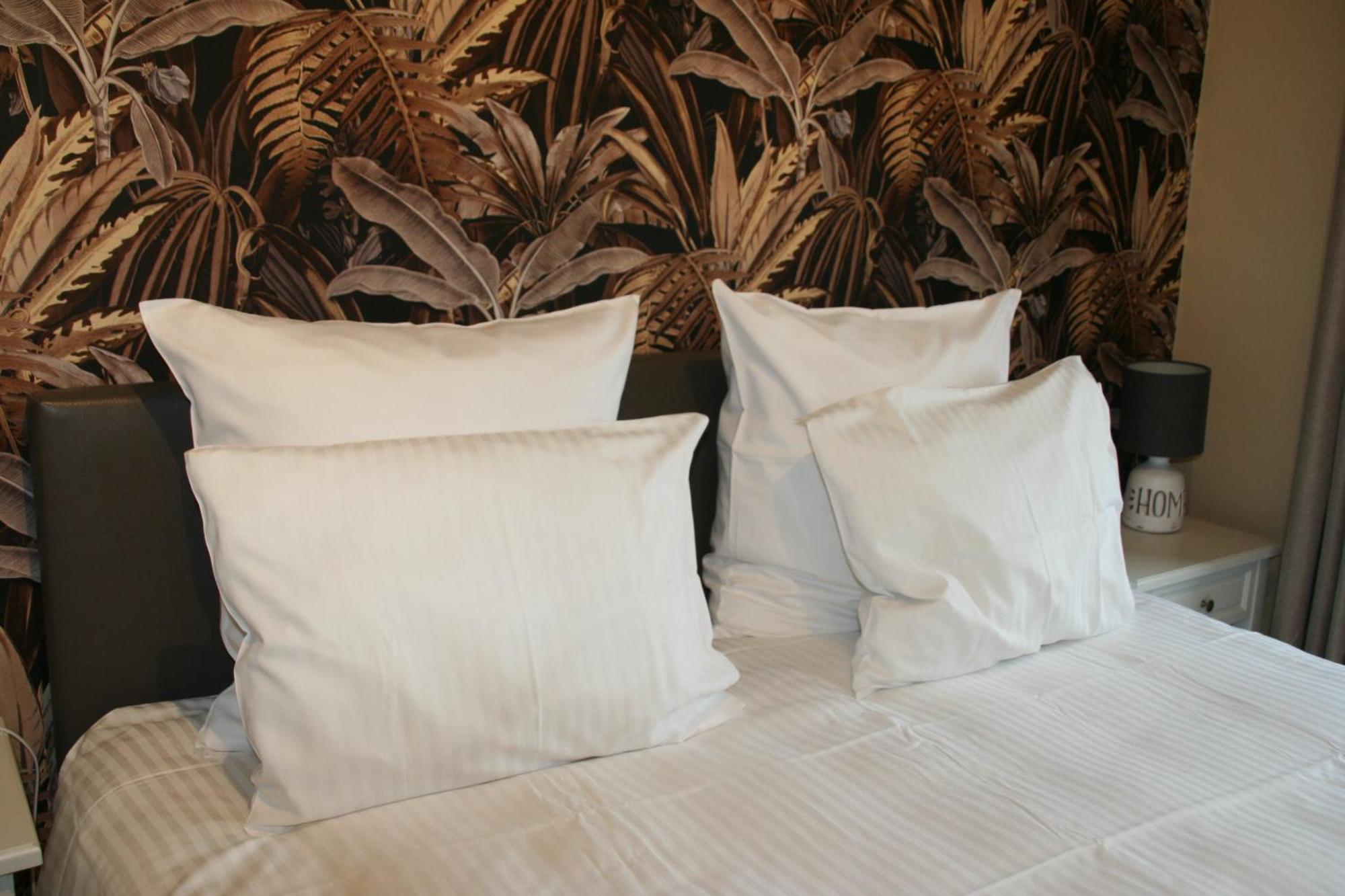 The View Hotel ฟรองกอร์ช็องป์ ภายนอก รูปภาพ